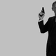 Ilustración para el artículo titulado Daniel Craig preferiría "cortarse las venas" antes de hacer otra película de James Bond